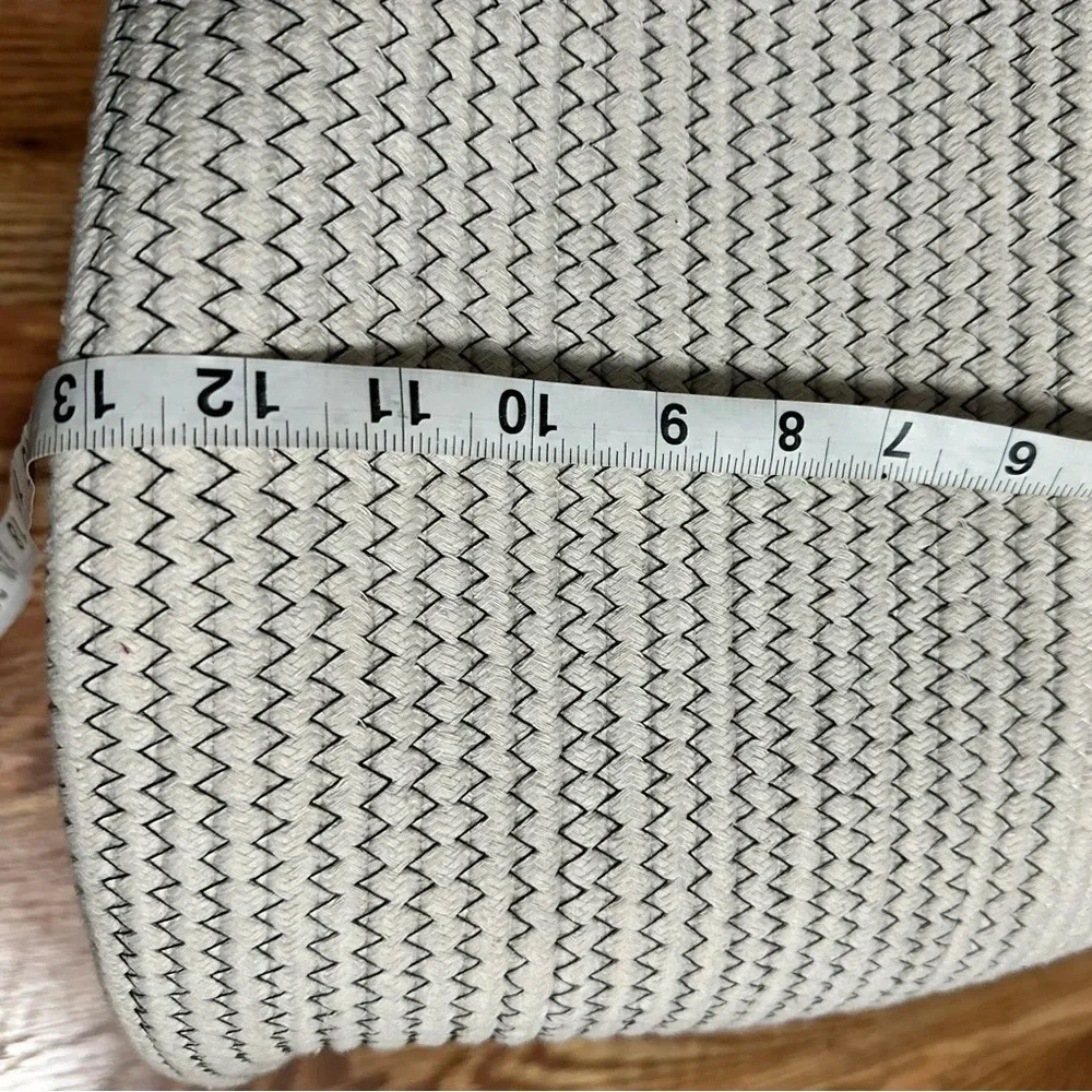 NWOT Woven Basket With Lid For Storage